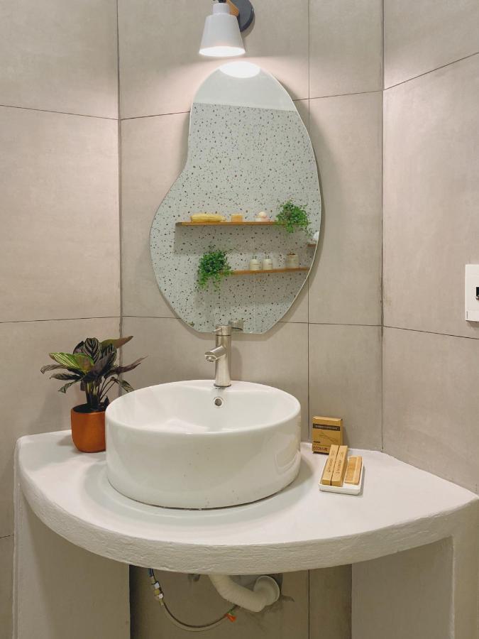 Wabi Sabi Homestay โฮจิมินห์ซิตี้ ภายนอก รูปภาพ